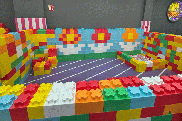 ladrillos-parque-centro-infantil-ocio-funplaypark-vitoria ladrillos-parque-centro-infantil-ocio-funplaypark-vitoria