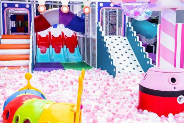 piscina-de-bolas-2-parque-centro-infantil-ocio-funplaypark piscina-de-bolas-2-parque-centro-infantil-ocio-funplaypark