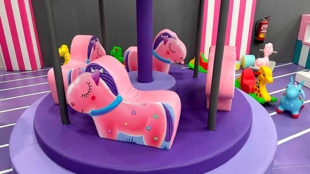 tiovivo-3-parque-centro-infantil-ocio-funplaypark